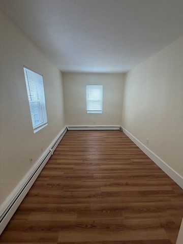 14 Park B, Salem, MA 01970