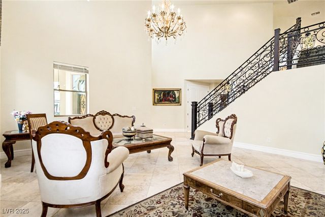 2520 Driftwood Drive, Las Vegas, NV 89107