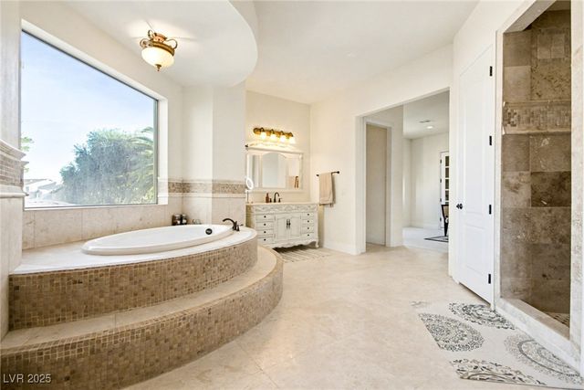 2520 Driftwood Drive, Las Vegas, NV 89107