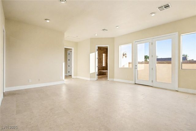 2520 Driftwood Drive, Las Vegas, NV 89107