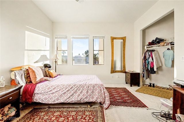 2520 Driftwood Drive, Las Vegas, NV 89107