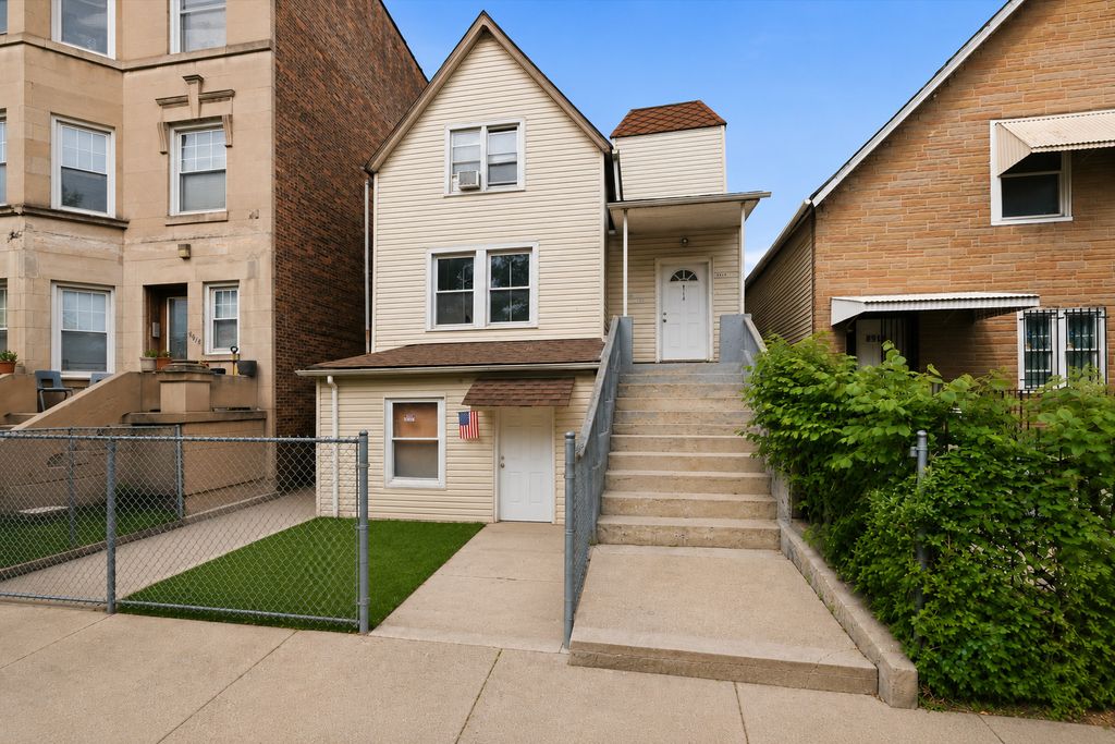 8914 S Exchange Avenue, Chicago, IL 60617 — exterior