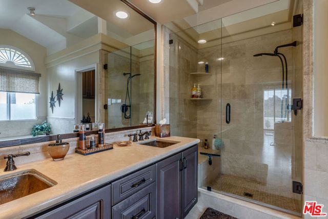 6483 Zuma View Place 106, Malibu, CA 90265