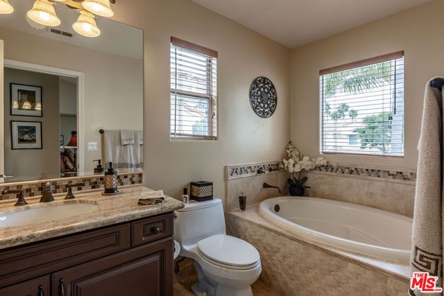 6483 Zuma View Place 106, Malibu, CA 90265