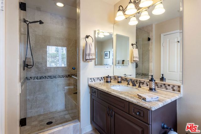 6483 Zuma View Place 106, Malibu, CA 90265