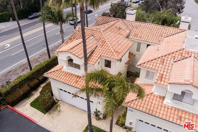 6483 Zuma View Place 106, Malibu, CA 90265
