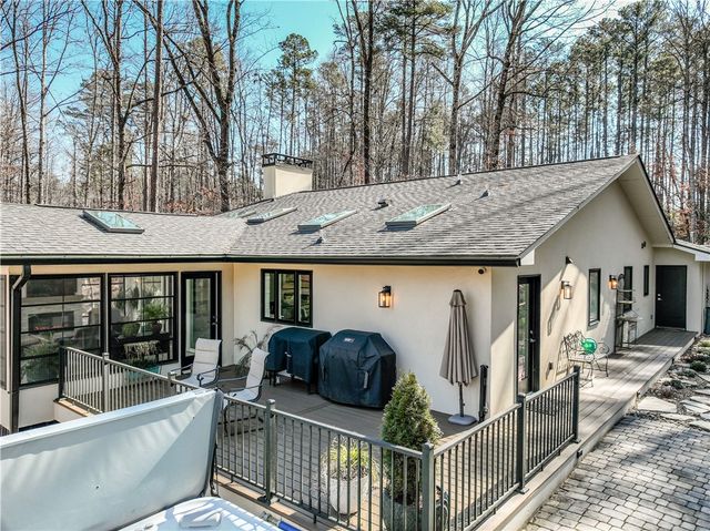 24 Port Tack Drive, Salem, SC 29676