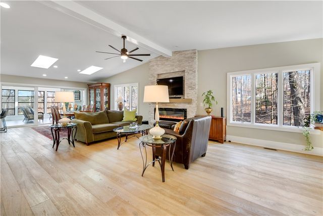 24 Port Tack Drive, Salem, SC 29676