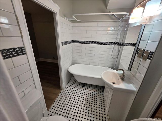 215 E 11th Avenue B12, Denver, CO 80203