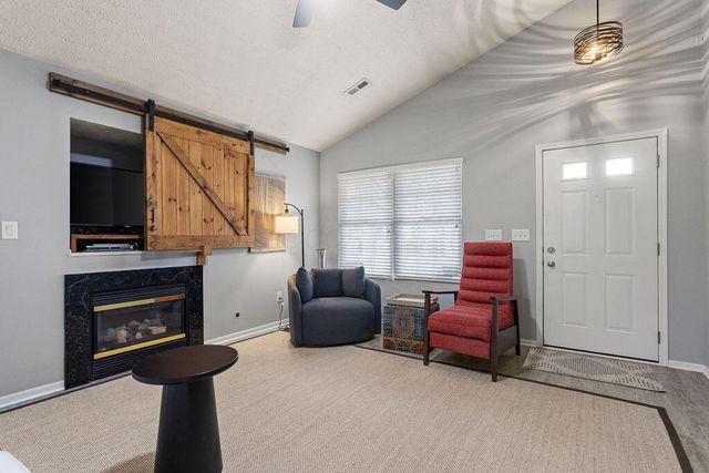 4267 Tigertail Lane, Grove City, OH 43123