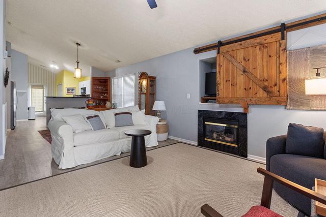 4267 Tigertail Lane, Grove City, OH 43123