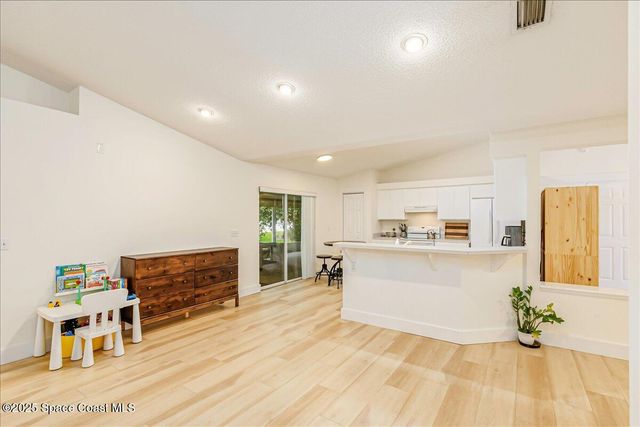 1362 York Circle, Melbourne, FL 32904