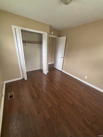 1727 Covert Avenue, Evansville, IN 47714