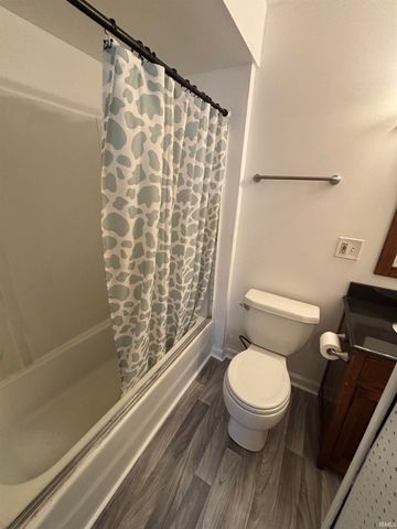 1727 Covert Avenue, Evansville, IN 47714