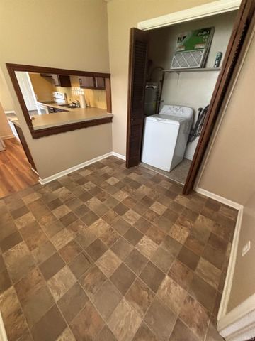 1727 Covert Avenue, Evansville, IN 47714