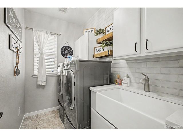 3993 S Shawnee Way, Aurora, CO 80018