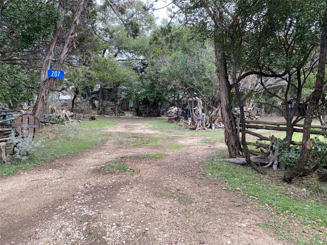 207 Hub DR, Wimberley, TX 78676