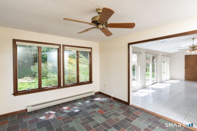 174 Henry Street, Manchester, CT 06042