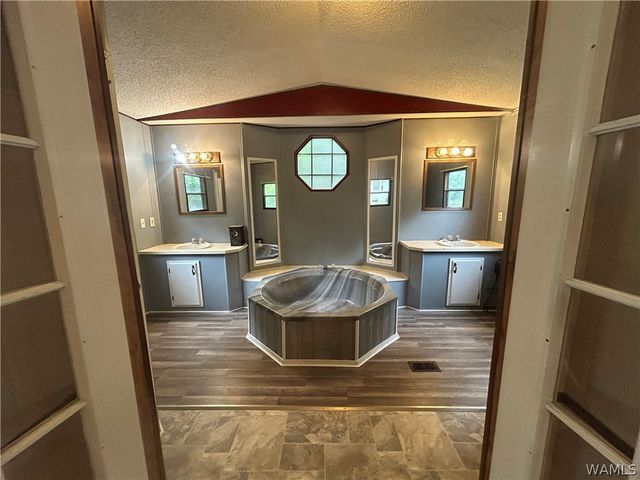 13057 Lake Arnedra Cir, Coker, AL 35452