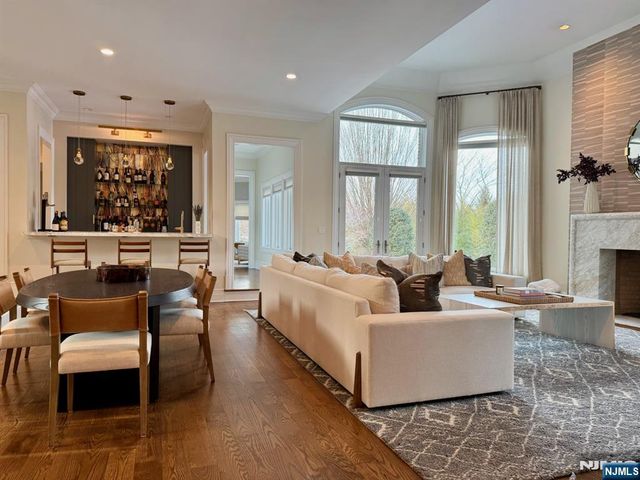 211 Vaccaro Drive, Cresskill, NJ 07626