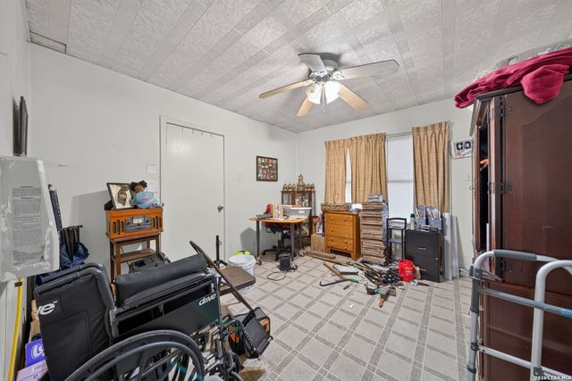 1517 W Hollywood, San Antonio, TX 78201