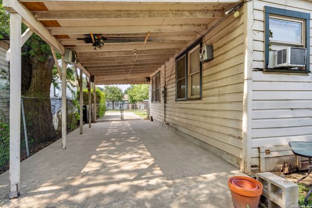 1517 W Hollywood, San Antonio, TX 78201