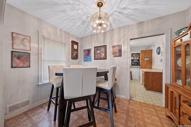 1517 W Hollywood, San Antonio, TX 78201