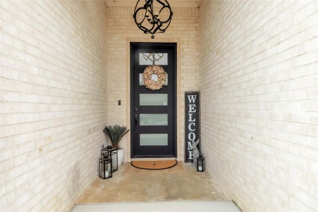 4514 Lone Oak Lane, Longview, TX 75605