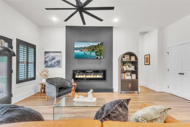 4514 Lone Oak Lane, Longview, TX 75605