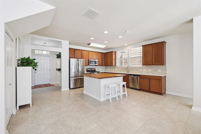 5152 Hellman, Kyle, TX 78640