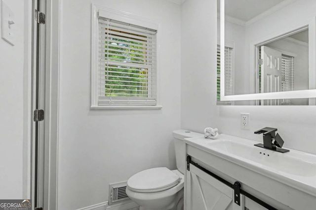 2417 Winshire Drive, Decatur, GA 30035