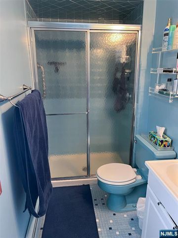 12 Ledgewood Trail, Kinnelon Borough, NJ 07405