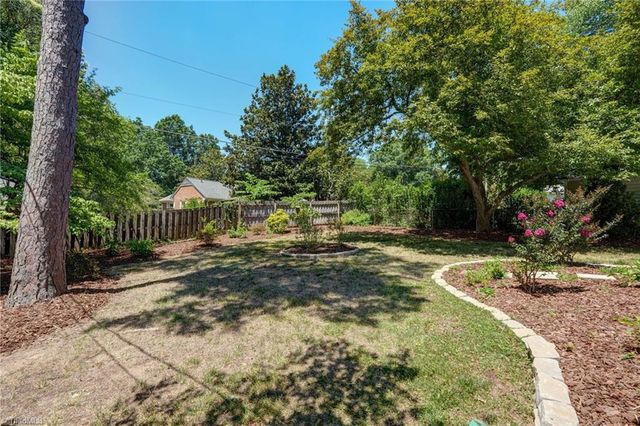 2103 Briarwood Drive, Greensboro, NC 27403