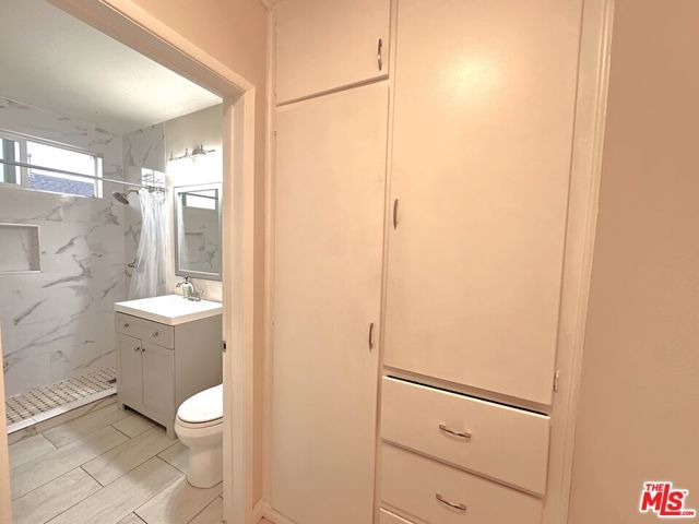 2027 Euclid Street A, Santa Monica, CA 90405