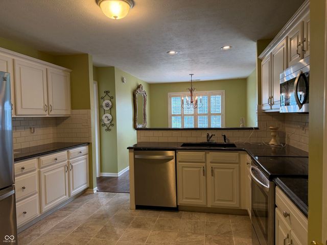 1223 Arlington Drive, Greenfield, IN 46140
