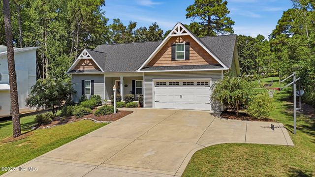 115 Cambridge Lane, West End, NC 27376