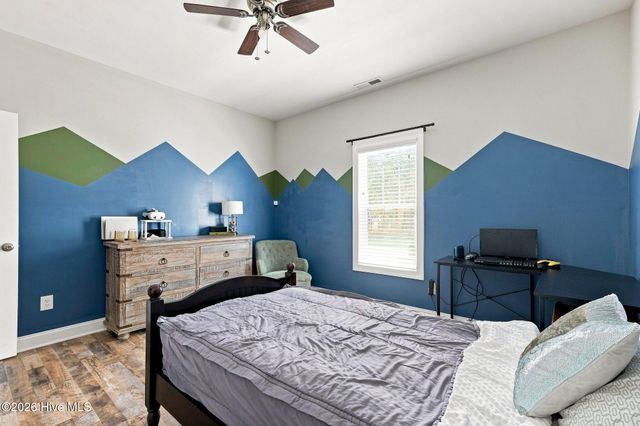 115 Cambridge Lane, West End, NC 27376