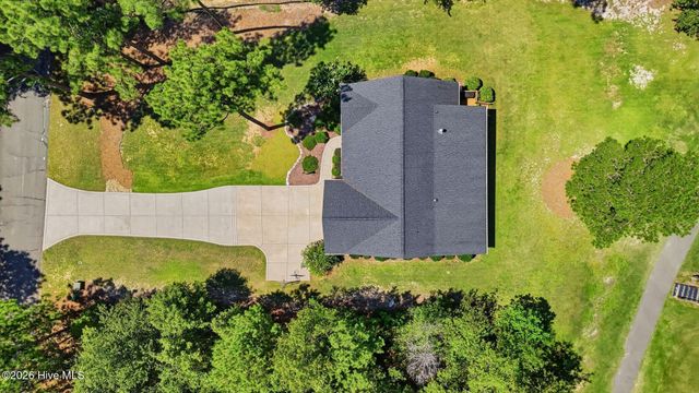 115 Cambridge Lane, West End, NC 27376