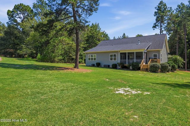 115 Cambridge Lane, West End, NC 27376