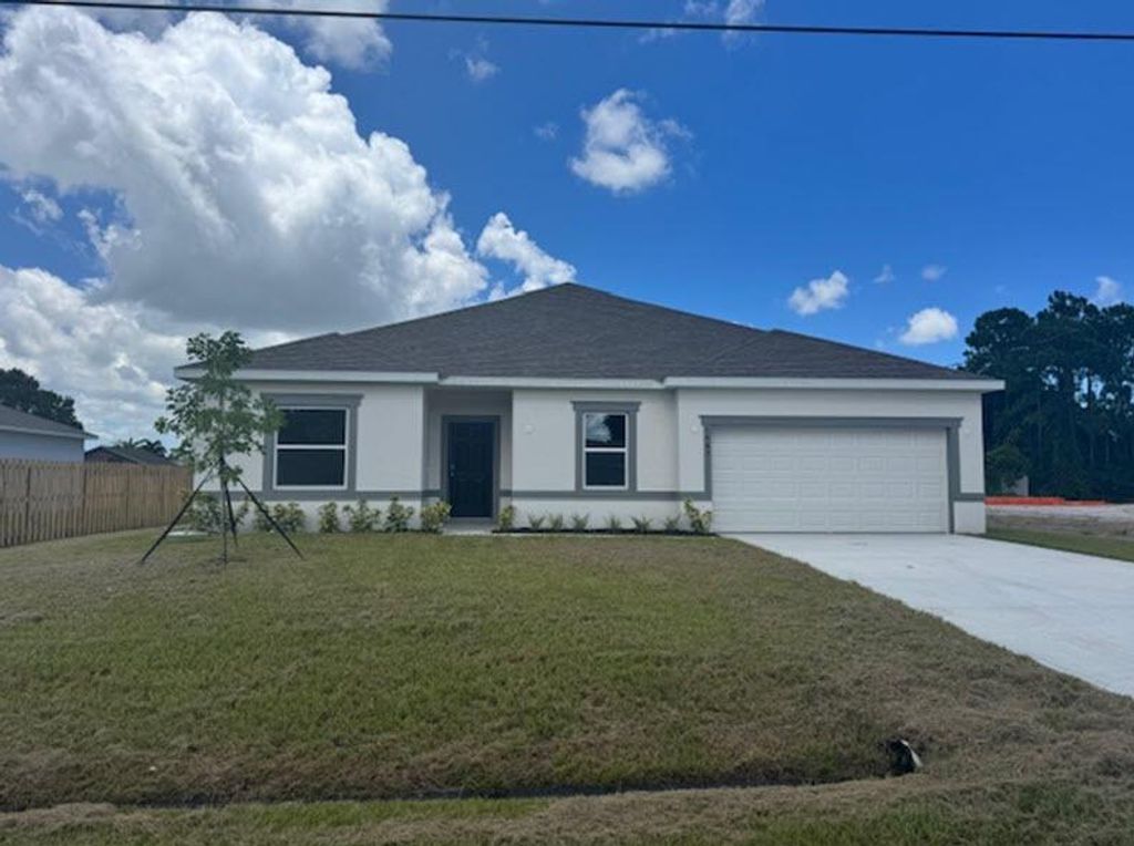 1467 SW Gadsan Avenue, Port St Lucie, FL 34953
