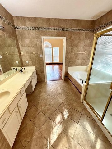 4738 Summer Lakes Streets, Missouri City, TX 77459