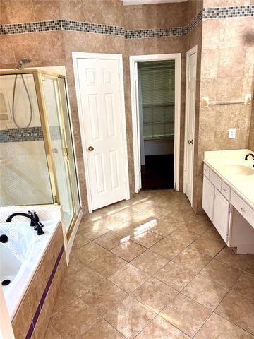 4738 Summer Lakes Streets, Missouri City, TX 77459
