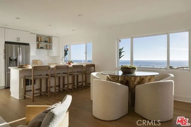 1000 The Strand, Manhattan Beach, CA 90266