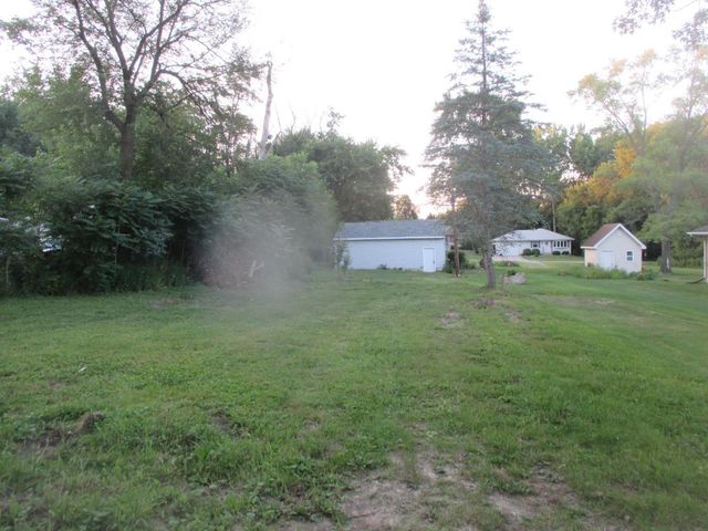 7424 W 140th Place, Cedar Lake, IN 46303