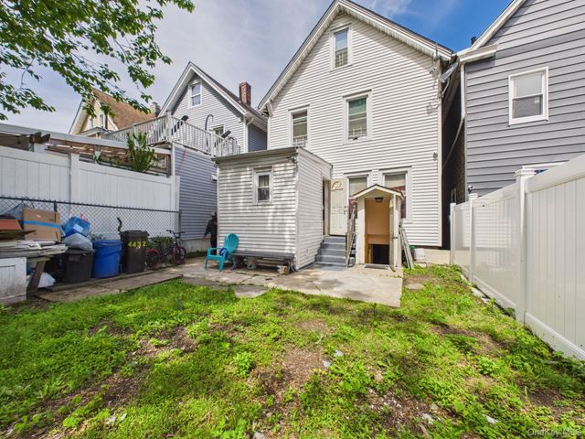4432 Carpenter Avenue, Bronx, NY 10470