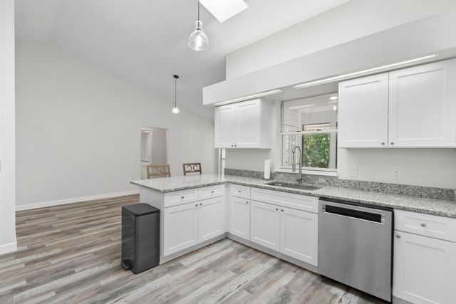 435 61st Avenue, Vero Beach, FL 32968