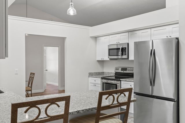 435 61st Avenue, Vero Beach, FL 32968