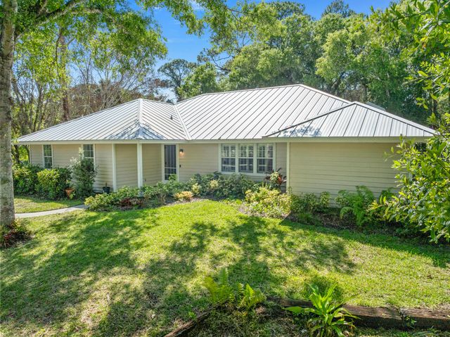 435 61st Avenue, Vero Beach, FL 32968