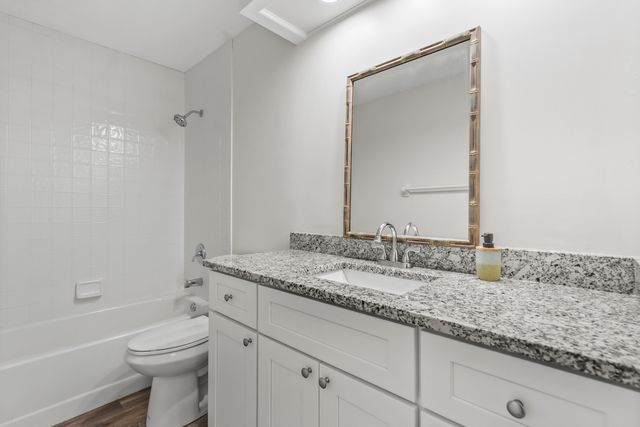 435 61st Avenue, Vero Beach, FL 32968