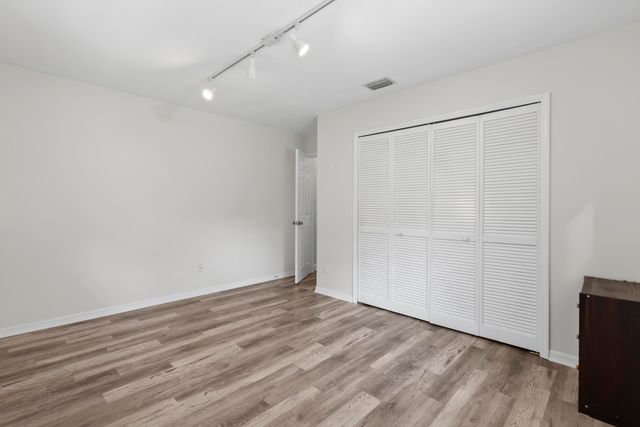 435 61st Avenue, Vero Beach, FL 32968